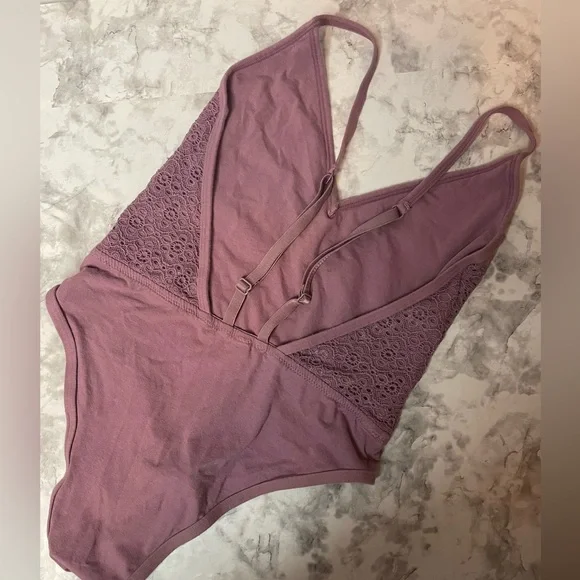 Aeropostale Mauve Bodysuit Open Back - Picture 4 of 5